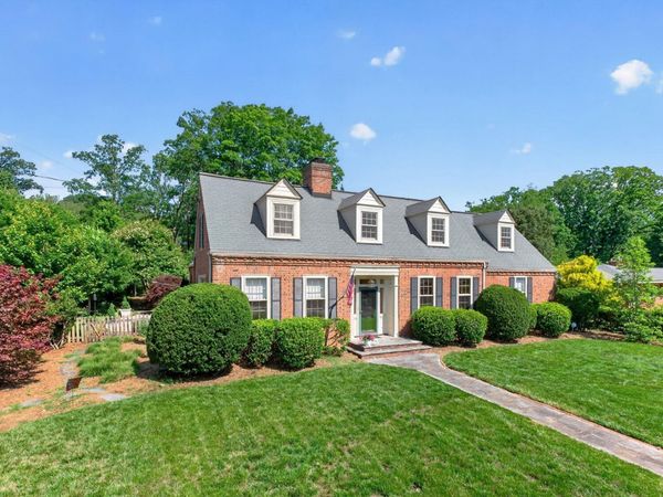 321 ALDERMAN RD, Charlottesville, VA 22903