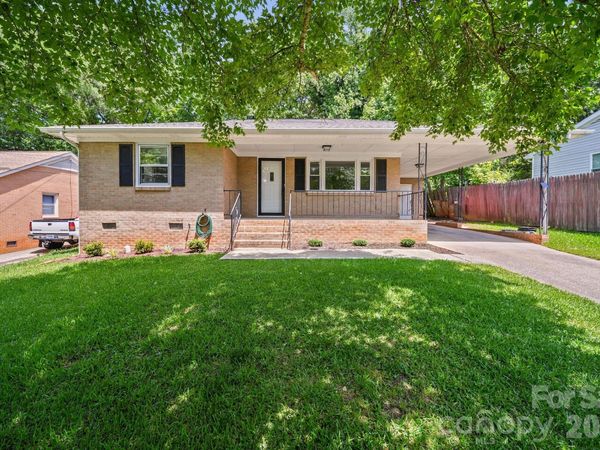 240 Nila Dawn Avenue , Gastonia, NC 28052