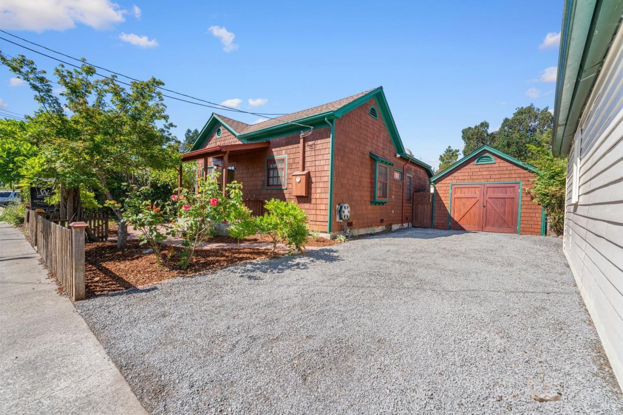 309 Hendley Street, Santa Rosa, CA 95404 Main Photo