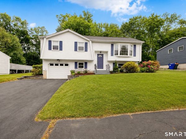187 Knob Hill, Meriden, CT 06451