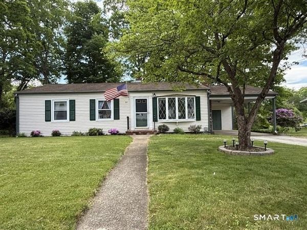 84 North , Putnam, CT 06260