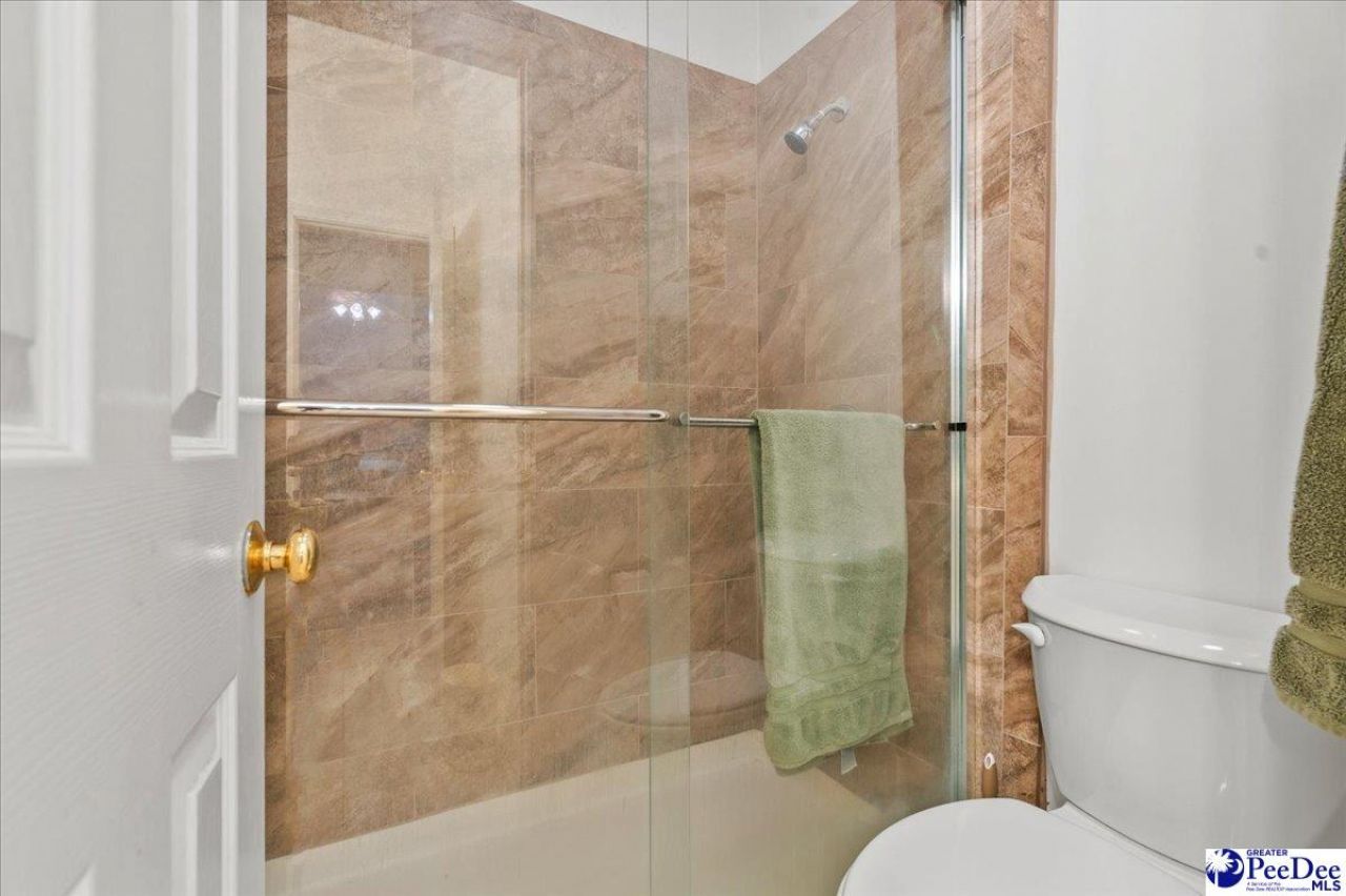 1352 Cottingham Photo 31