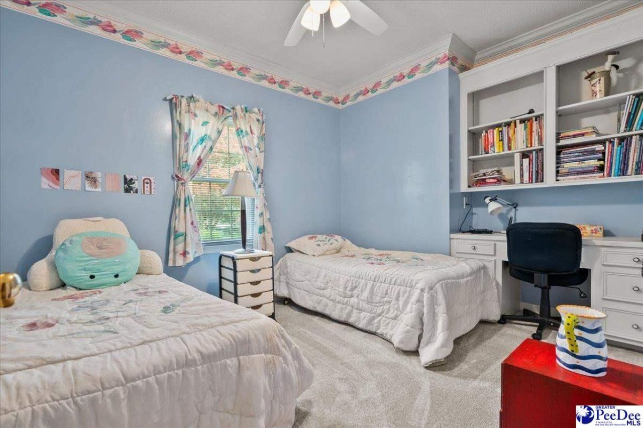 1352 Cottingham Photo 32