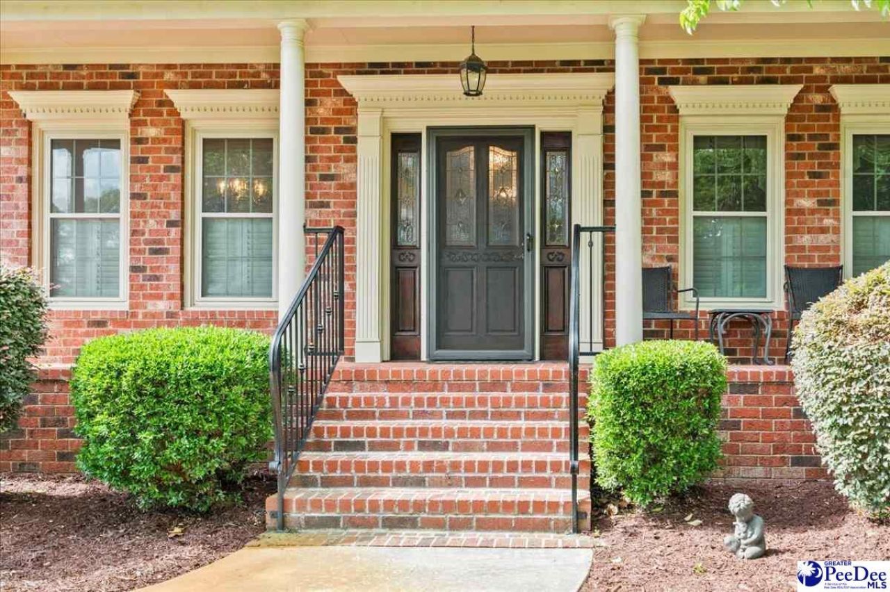 1352 Cottingham Photo 7