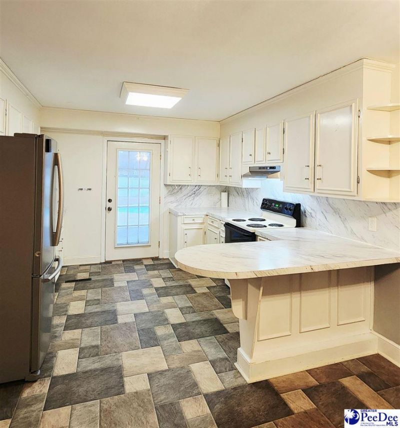 1321 E Washington Street Photo 10