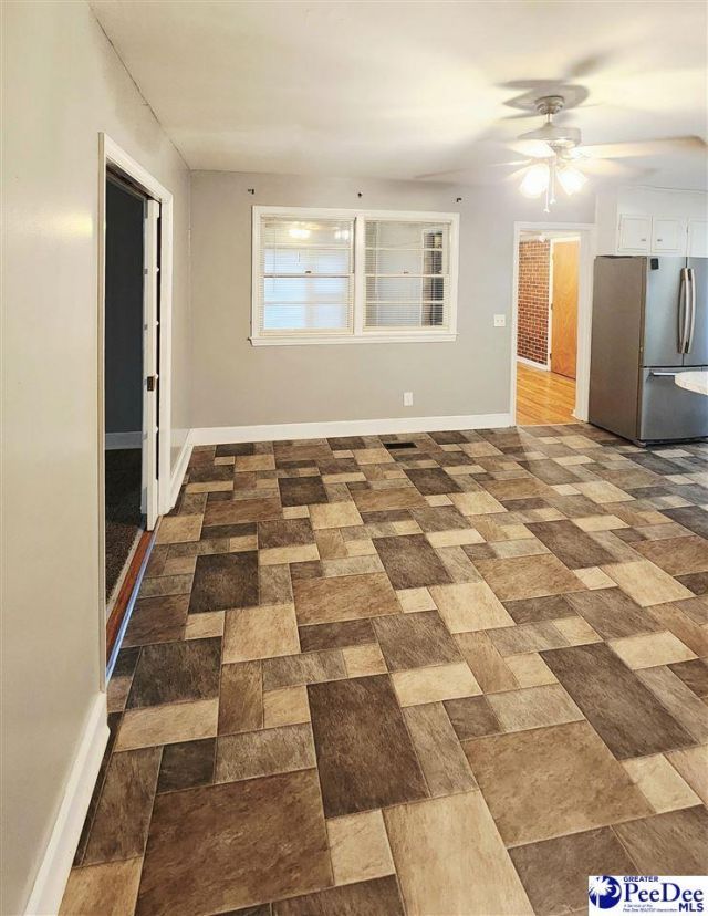 1321 E Washington Street Photo 8