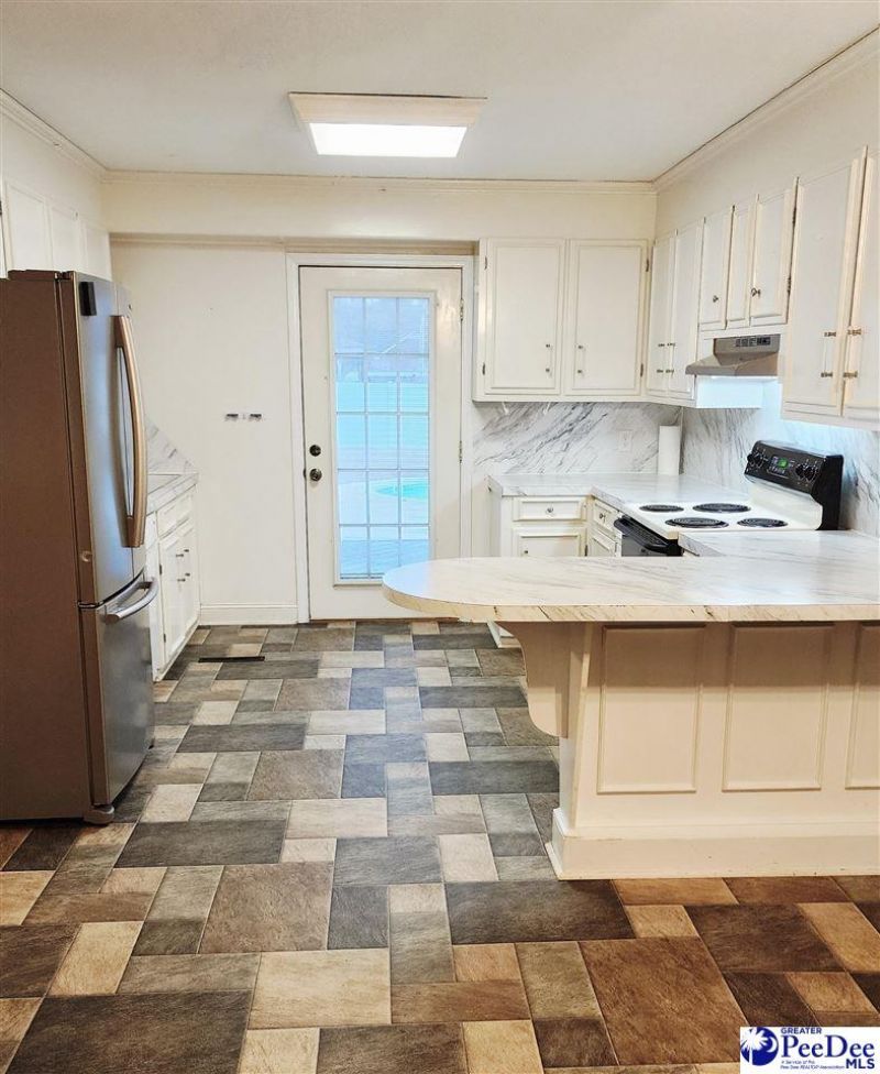 1321 E Washington Street Photo 9