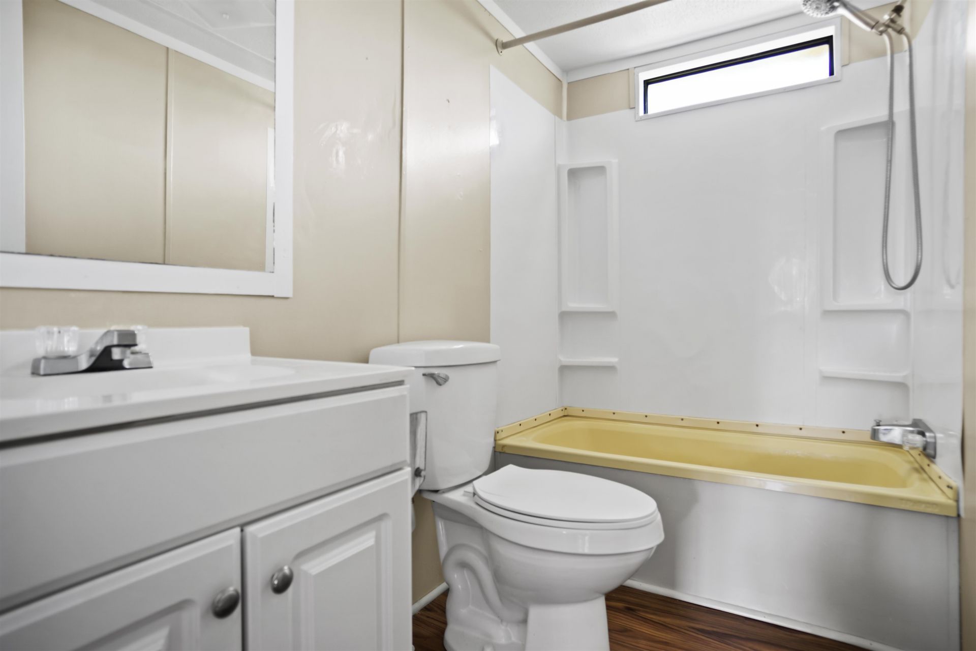 10461 NW 1st Street , Bristol, FL 32321 Photo