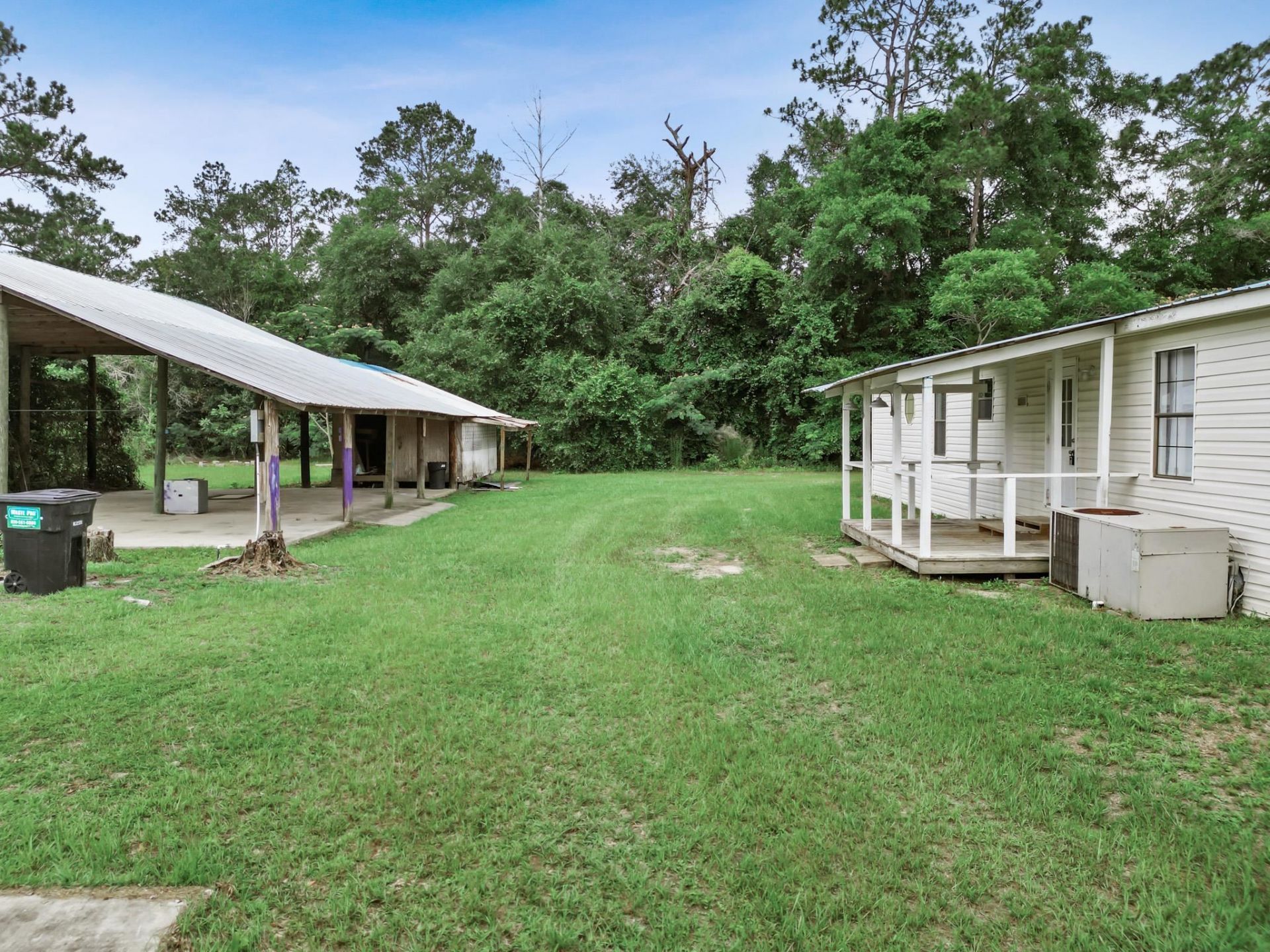 10461 NW 1st Street , Bristol, FL 32321 Photo