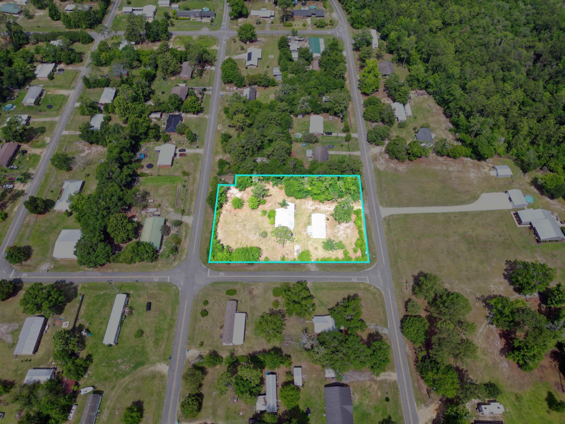 10461 NW 1st Street , Bristol, FL 32321 Photo