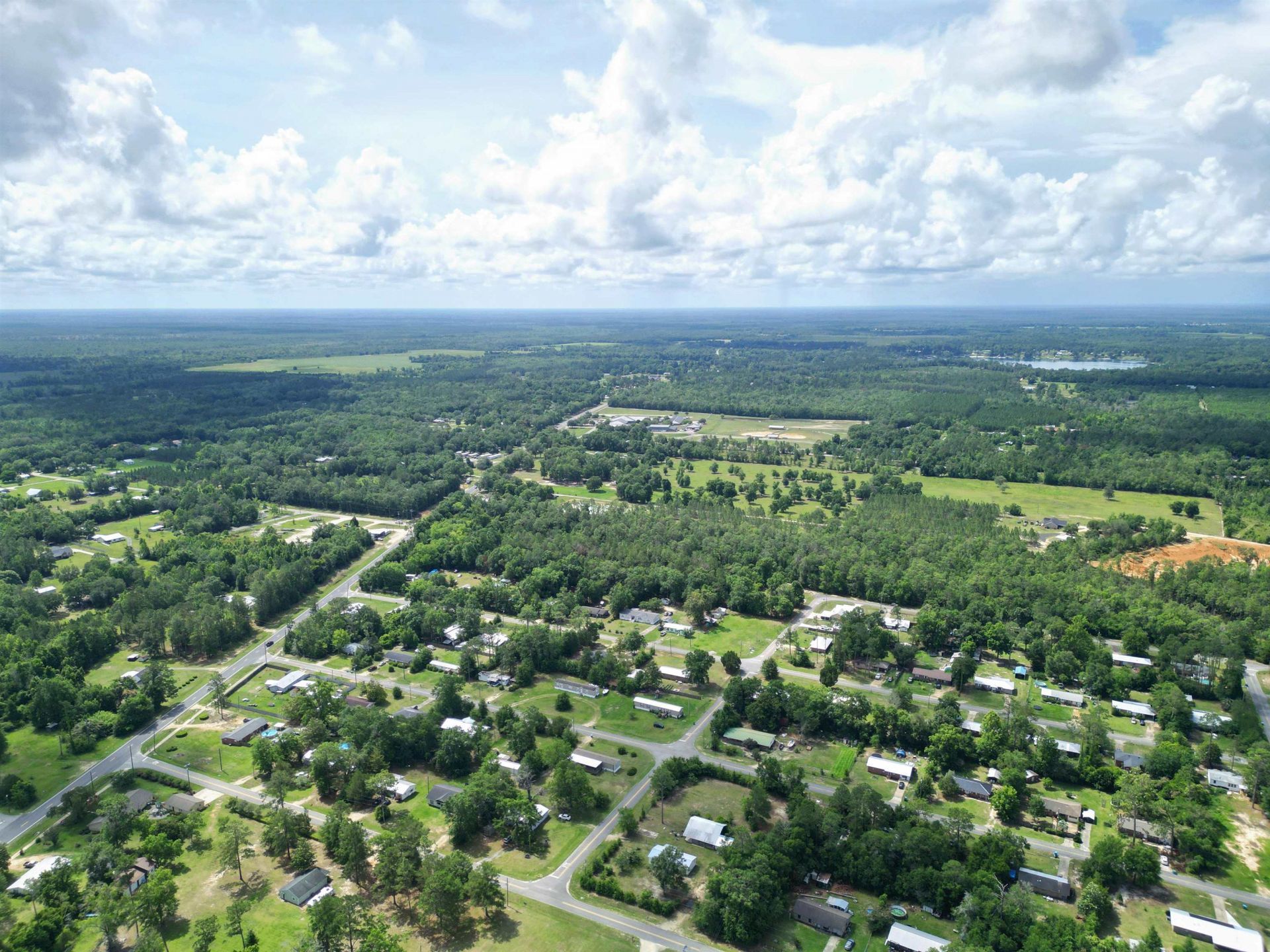 10461 NW 1st Street , Bristol, FL 32321 Photo