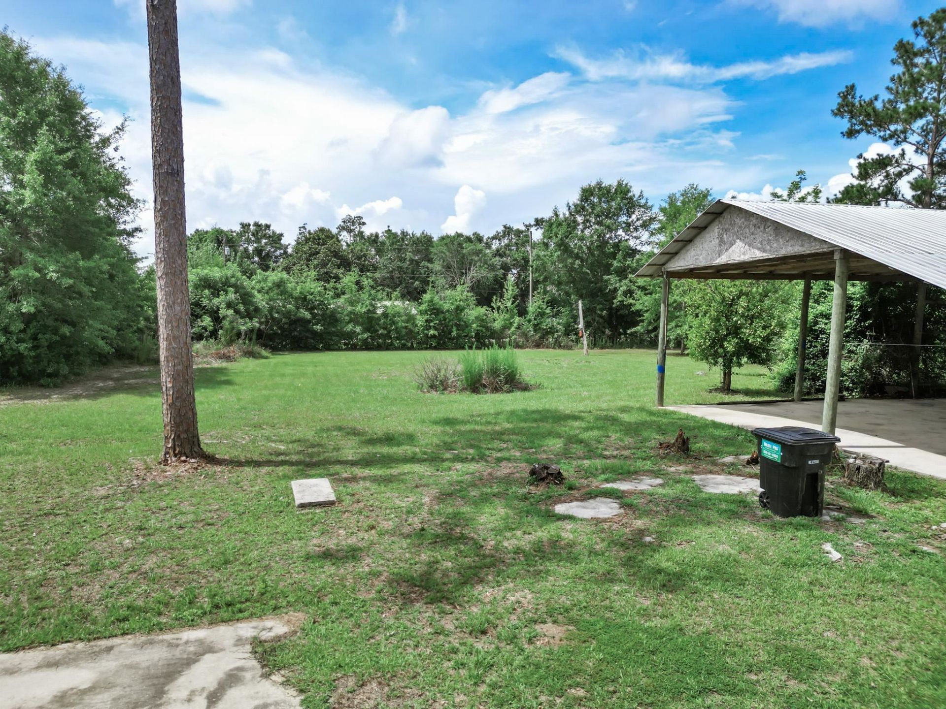 10461 NW 1st Street , Bristol, FL 32321 Photo