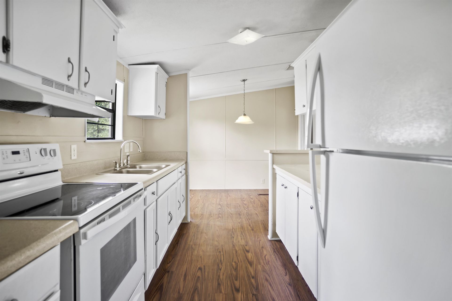 10461 NW 1st Street , Bristol, FL 32321 Photo