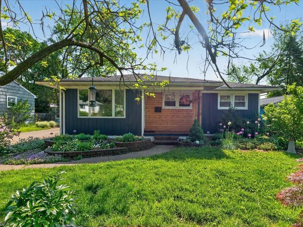 900 Pomona Road, Ann Arbor, MI 48103