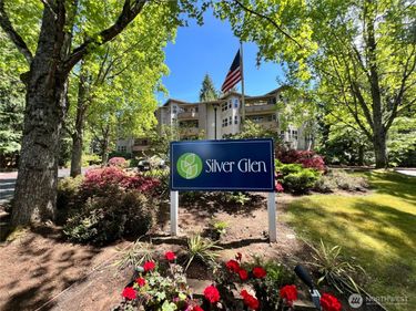 1684 152nd Avenue NE, Unit W211, Bellevue, WA 98007