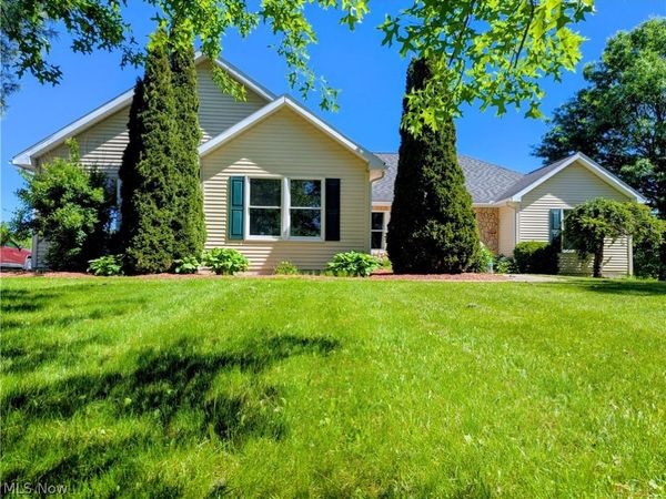 1000 Richards Way , West Farmington, OH 44491