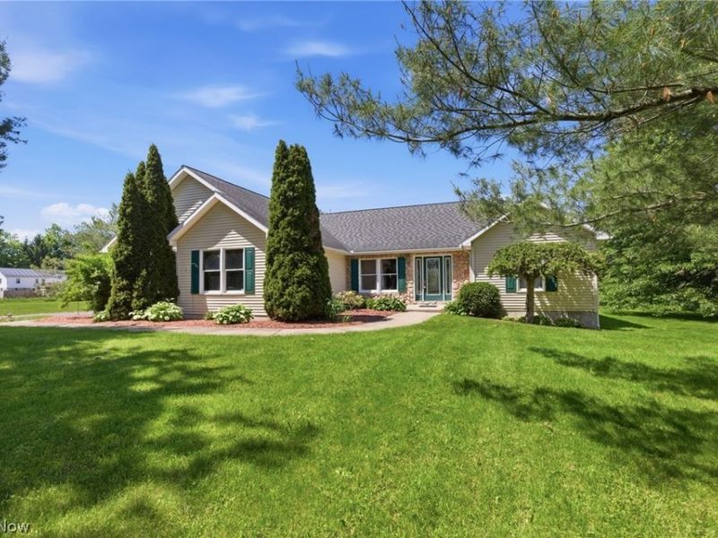 1000 Richards Way, West Farmington, OH 44491 Photo 2