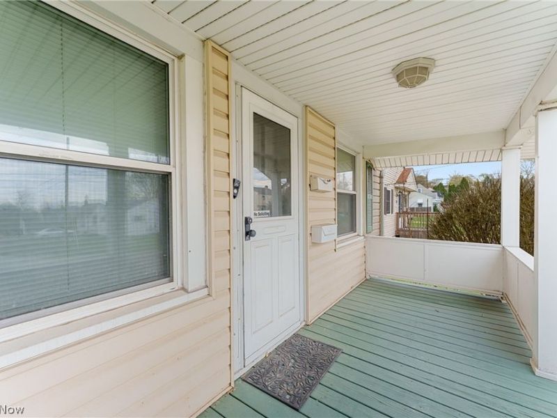829 Indian Trail , Akron, OH 44314 Photo 32