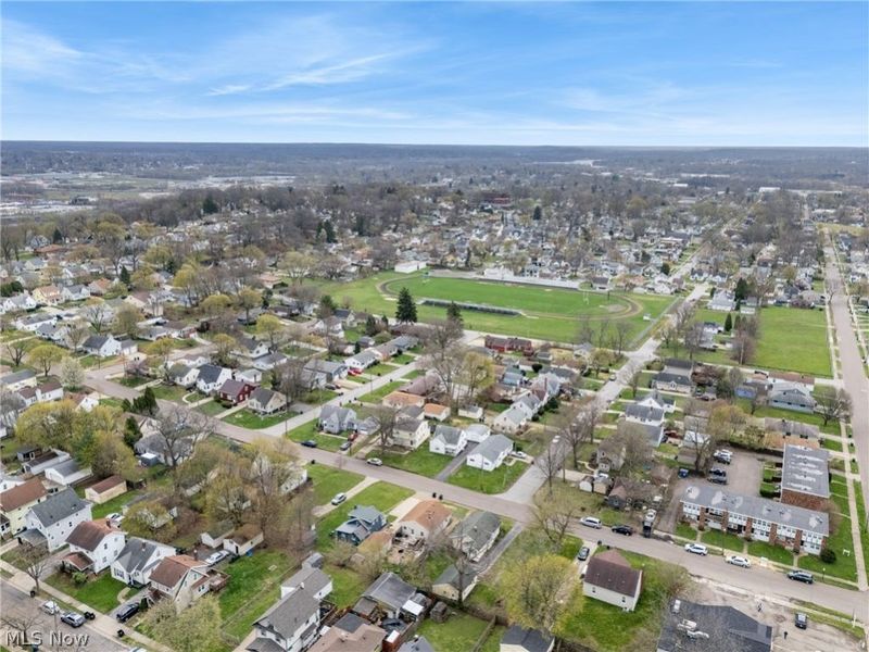 829 Indian Trail , Akron, OH 44314 Photo 39