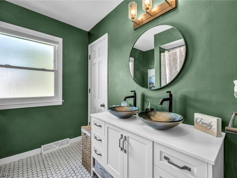 127 Edgefield Drive , Elyria, OH 44035 Photo 24