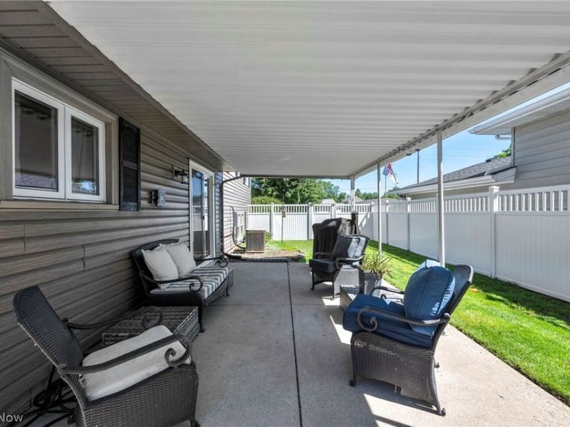 127 Edgefield Drive , Elyria, OH 44035 Photo 43