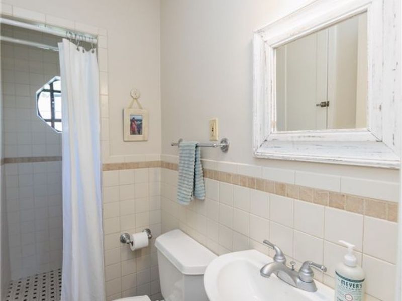 21581 Kenwood Avenue, Rocky River, OH 44116 Photo 21