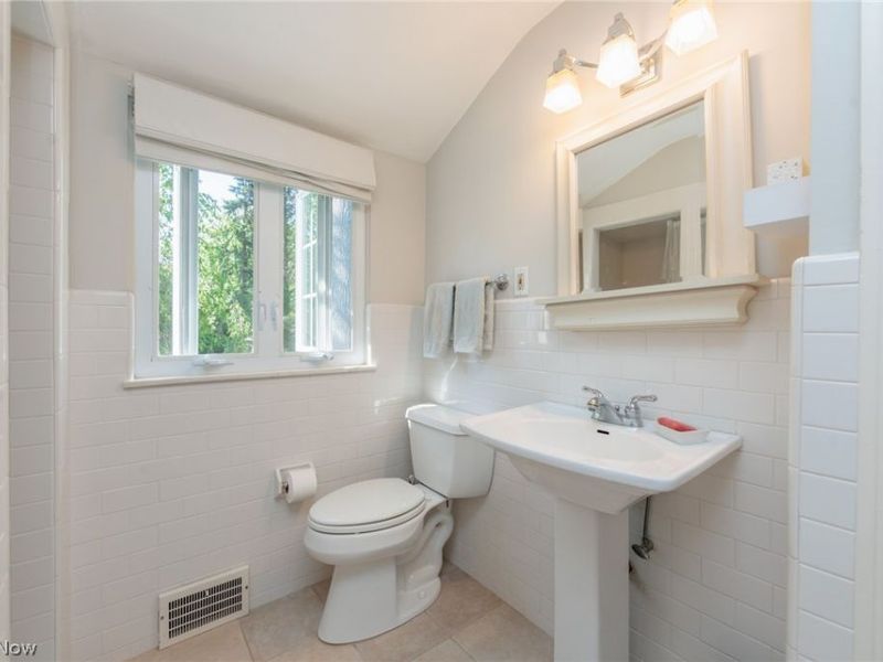 21581 Kenwood Avenue, Rocky River, OH 44116 Photo 28