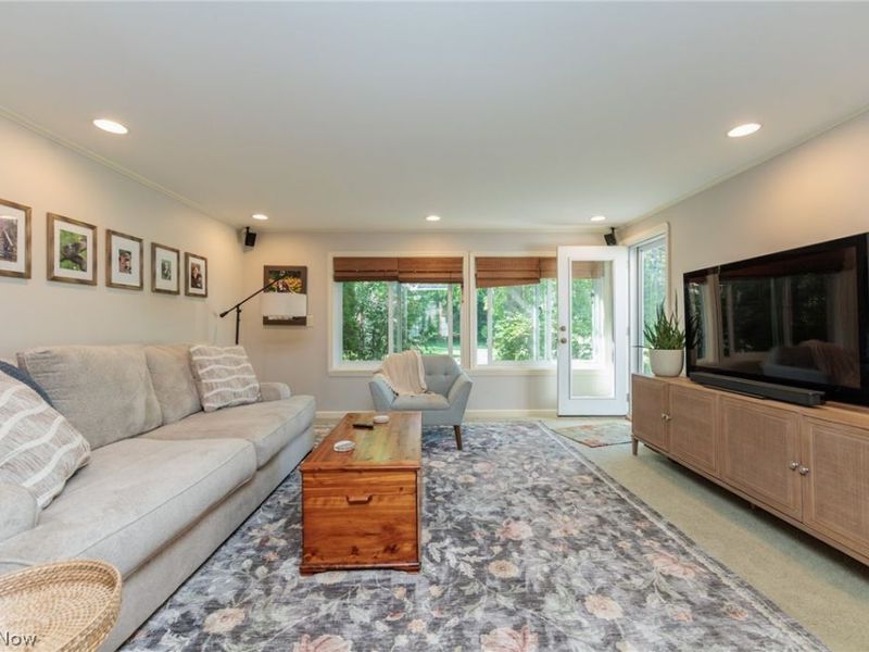 21581 Kenwood Avenue, Rocky River, OH 44116 Photo 8