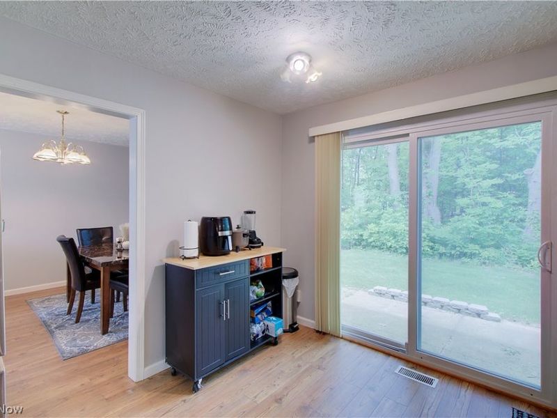 8225 Lancaster Drive, Mentor, OH 44060 Photo 11