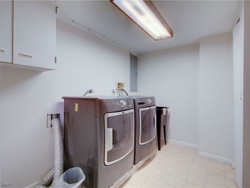 8225 Lancaster Drive, Mentor, OH 44060 Photo 22