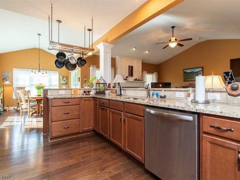 4004 Hedgewood Drive , Medina, OH 44256 Photo 11