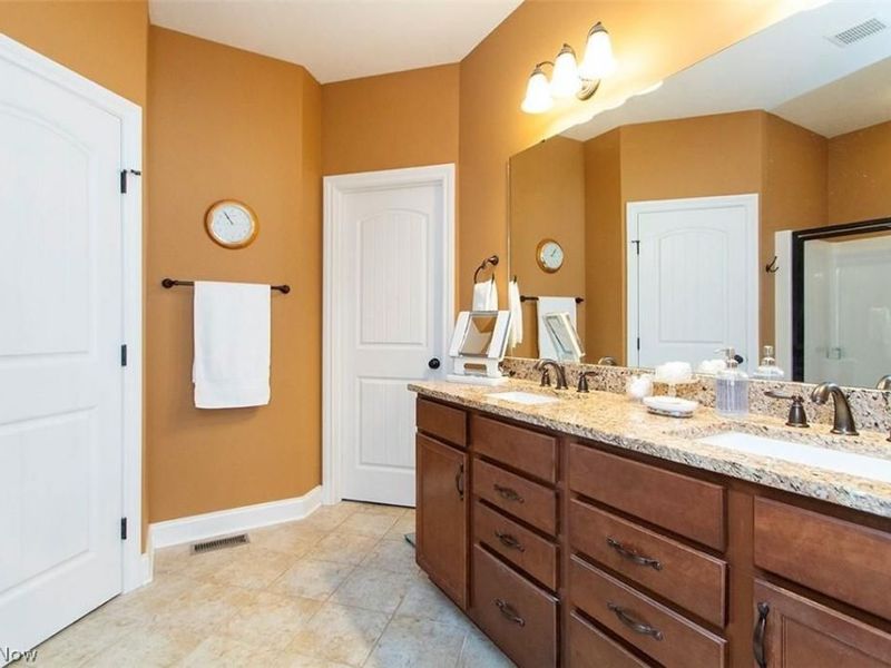 4004 Hedgewood Drive , Medina, OH 44256 Photo 19