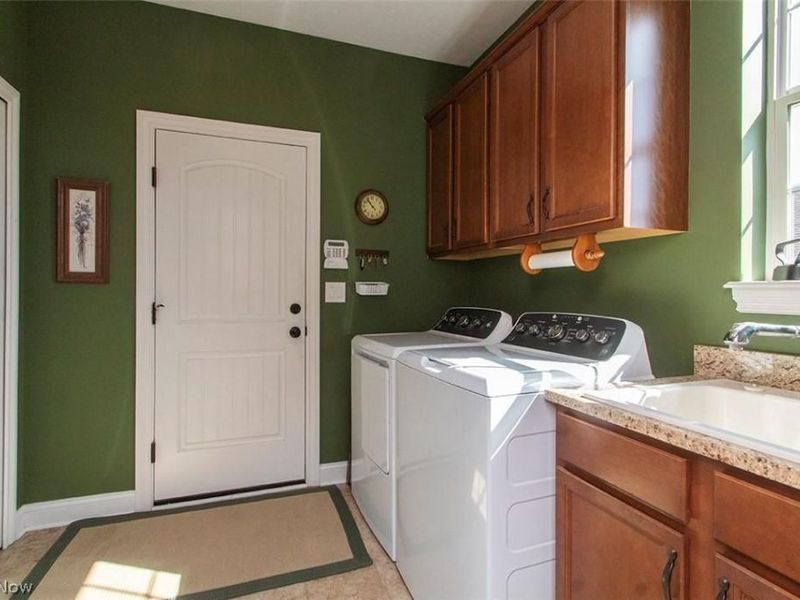 4004 Hedgewood Drive , Medina, OH 44256 Photo 26