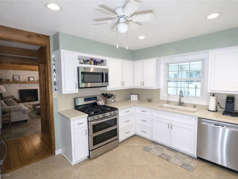 842 S Hametown Road , Copley, OH 44321 Photo 12