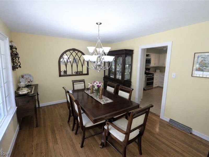 842 S Hametown Road , Copley, OH 44321 Photo 8