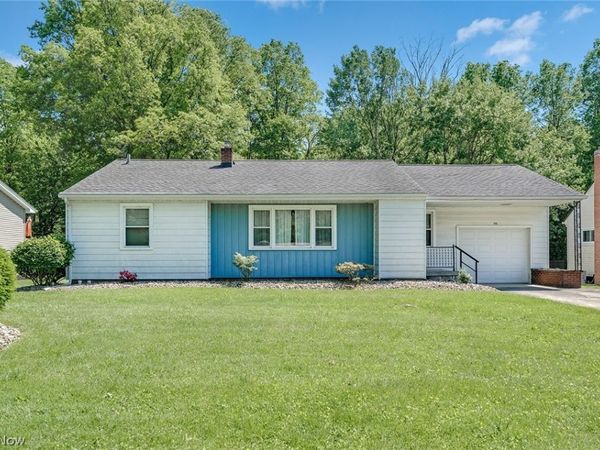 1205 Rose Avenue , Girard, OH 44420