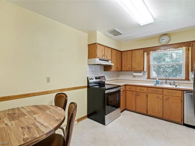 1205 Rose Avenue, Girard, OH 44420 Photo 10