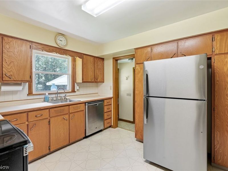 1205 Rose Avenue, Girard, OH 44420 Photo 11