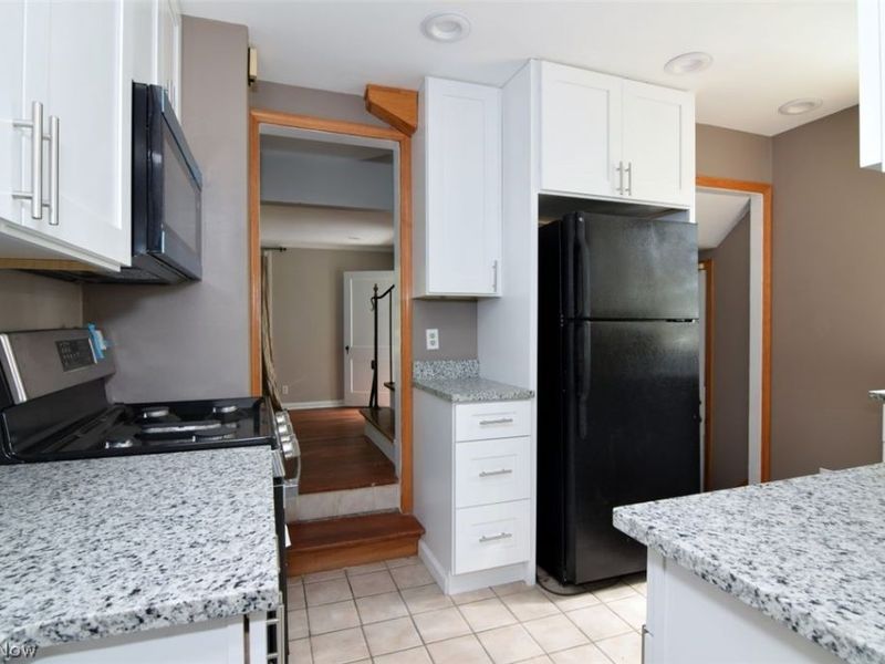 3680 Berkeley Road , Cleveland Heights, OH 44118 Photo 16