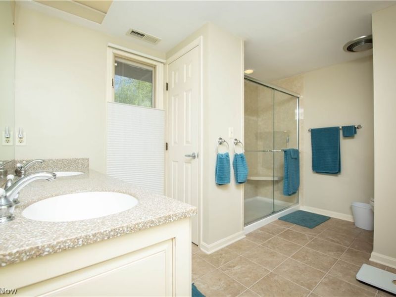 560-24 Russet Woods Lane , Aurora, OH 44202 Photo 33