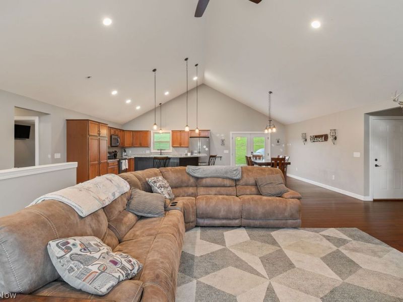 5230 Kinsey Valley Road SW, New Philadelphia, OH 44663 Photo 10