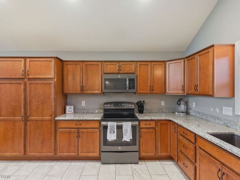 5230 Kinsey Valley Road SW, New Philadelphia, OH 44663 Photo 15