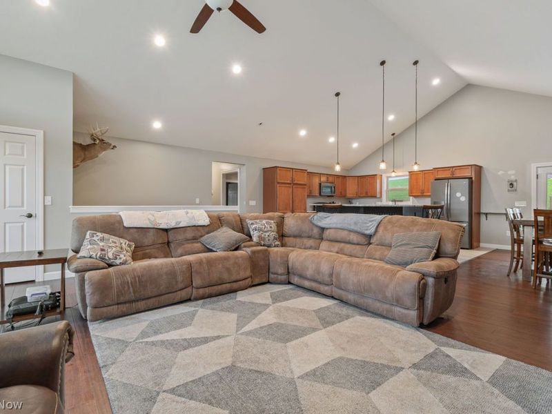 5230 Kinsey Valley Road SW, New Philadelphia, OH 44663 Photo 9