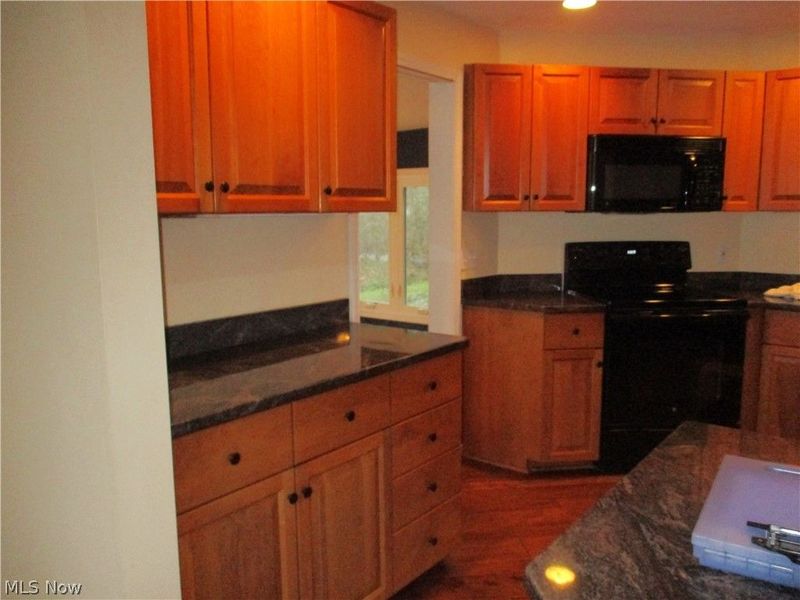 17084 Sunset Drive, Chagrin Falls, OH 44023 Photo 24