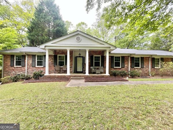 3154 Barkside Court, Atlanta, GA 30341