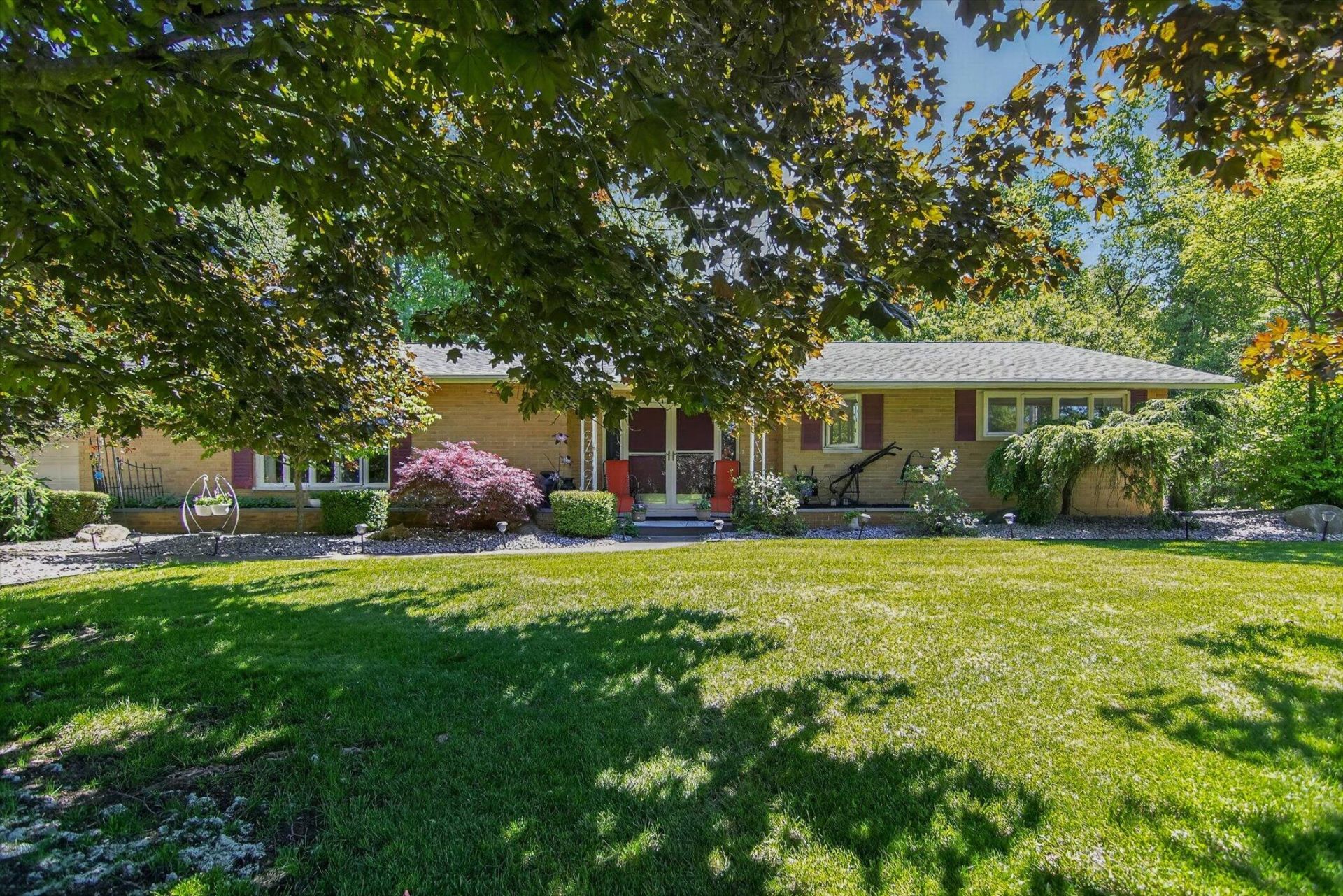 3831 Guest Road, Jackson, MI 49203 Main Photo