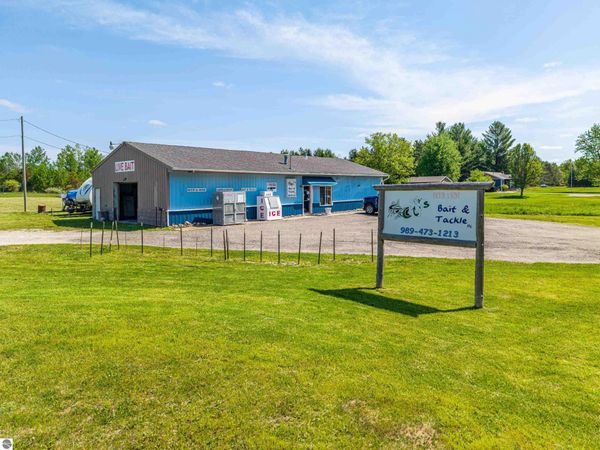 3519 Sage Lake Road E, Lupton, MI 00000