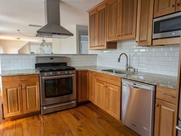 7 Weymouth Ave, Unit 3, Boston, MA 02132
