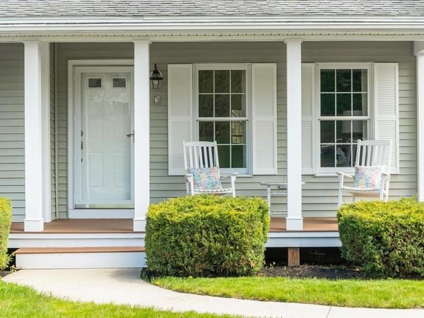 2 Laury Ln, Littleton, MA 01460
