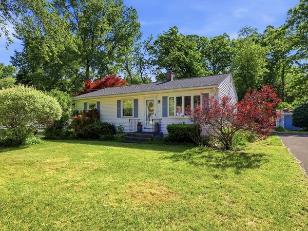 29 Hudson St., Springfield, MA 01118